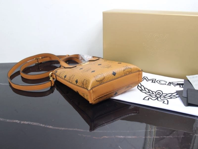 Comfortable MCM Shopping Bags 89678