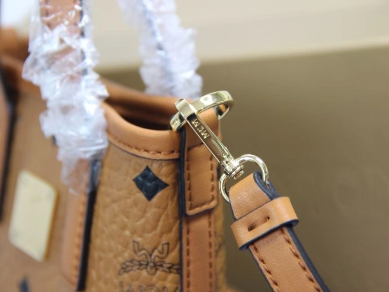Comfortable MCM Shopping Bags 89678