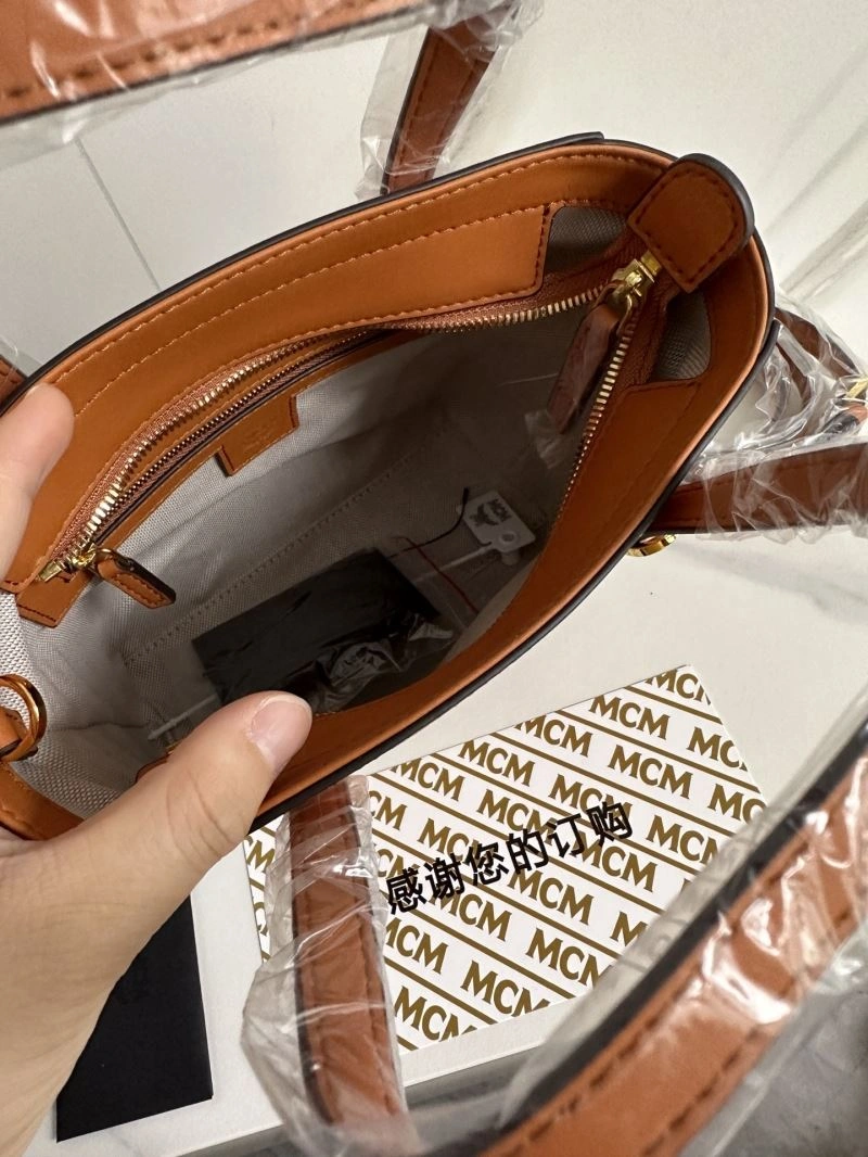 MCM Shopping Bags Durable 89722