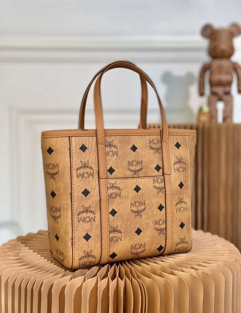 MCM Shopping Bags Cozy 89714