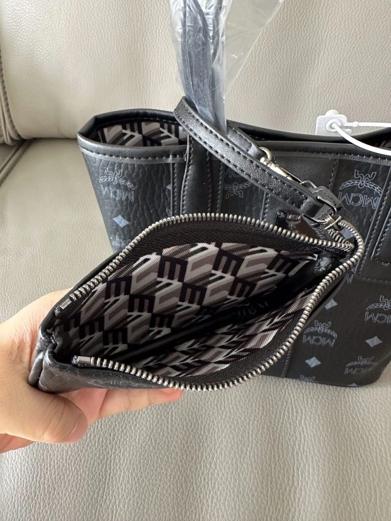 MCM Shopping Bags EasyCare 89734