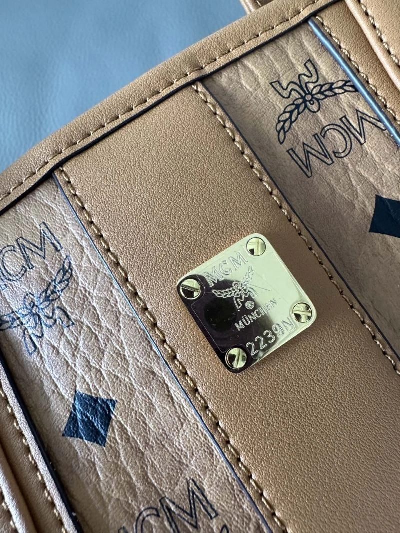 Tailored MCM Shopping Bags 89664