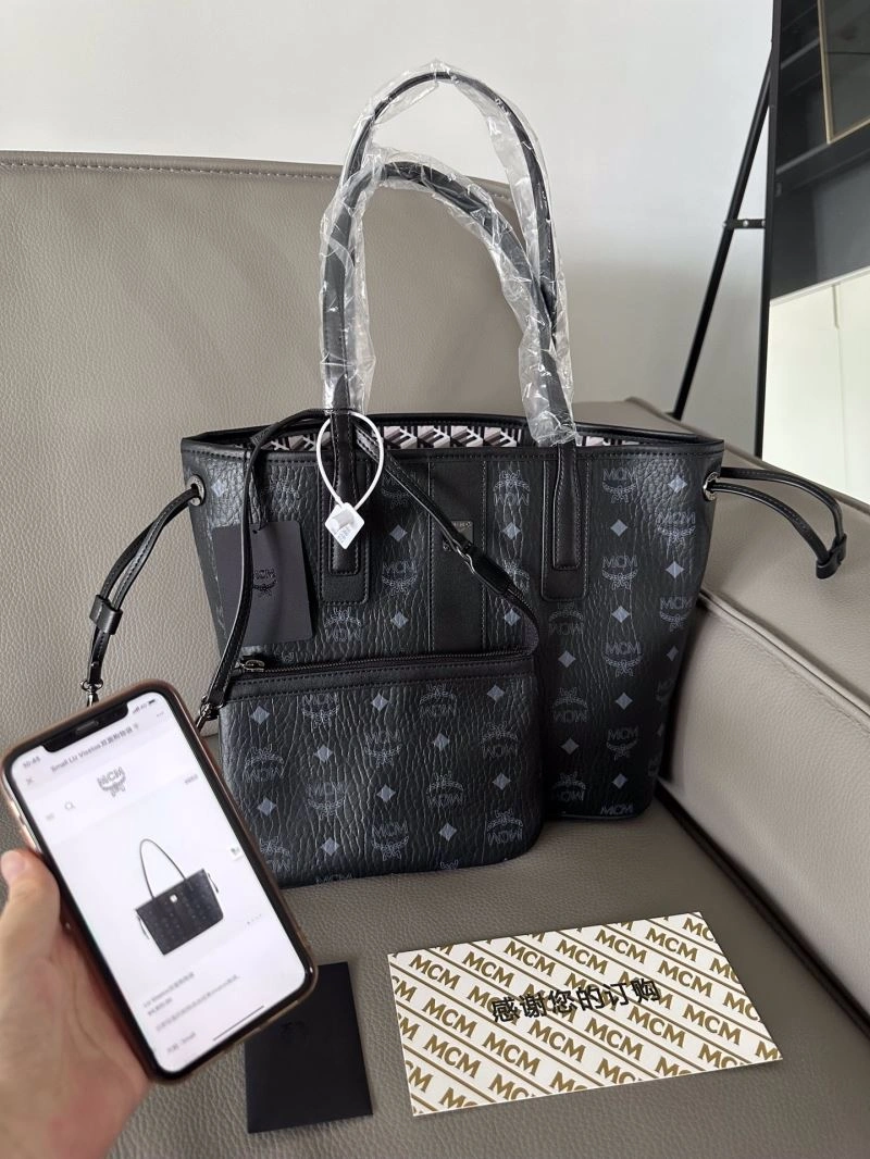 MCM Shopping Bags EyeCatching 89665