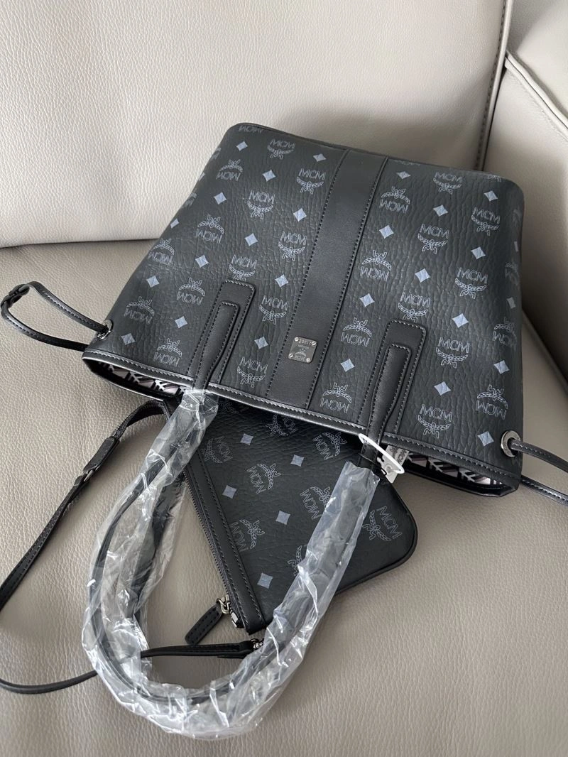 MCM Shopping Bags EyeCatching 89665