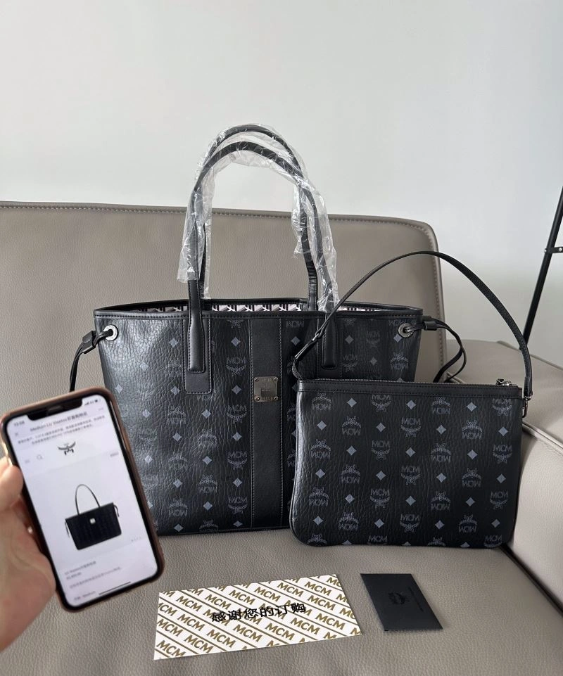 MCM Shopping Bags Modern 89659