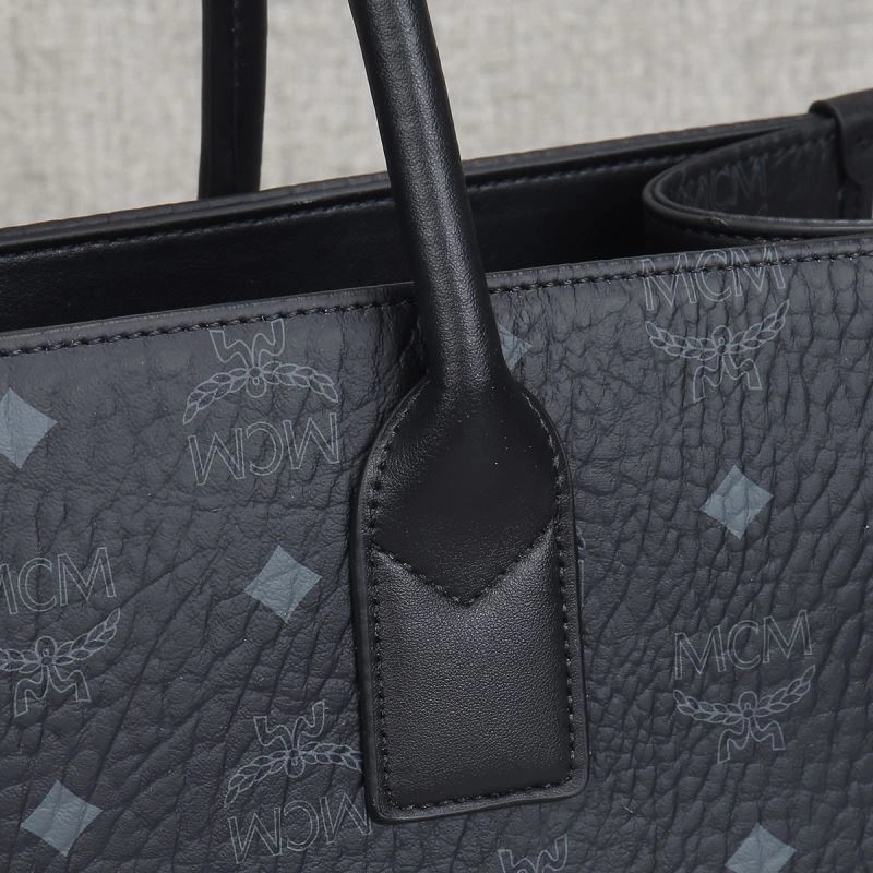 Sporty MCM Shopping Bags 89653