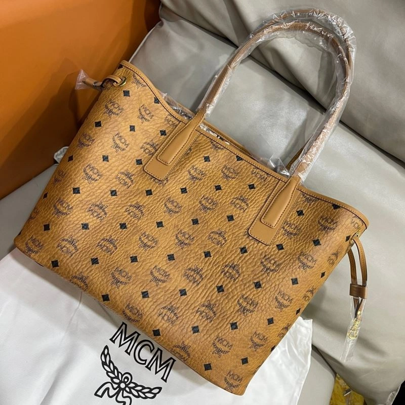 MCM Shopping Bags QuickDry 89652