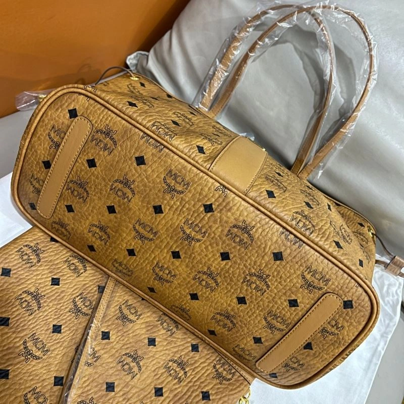 MCM Shopping Bags QuickDry 89652