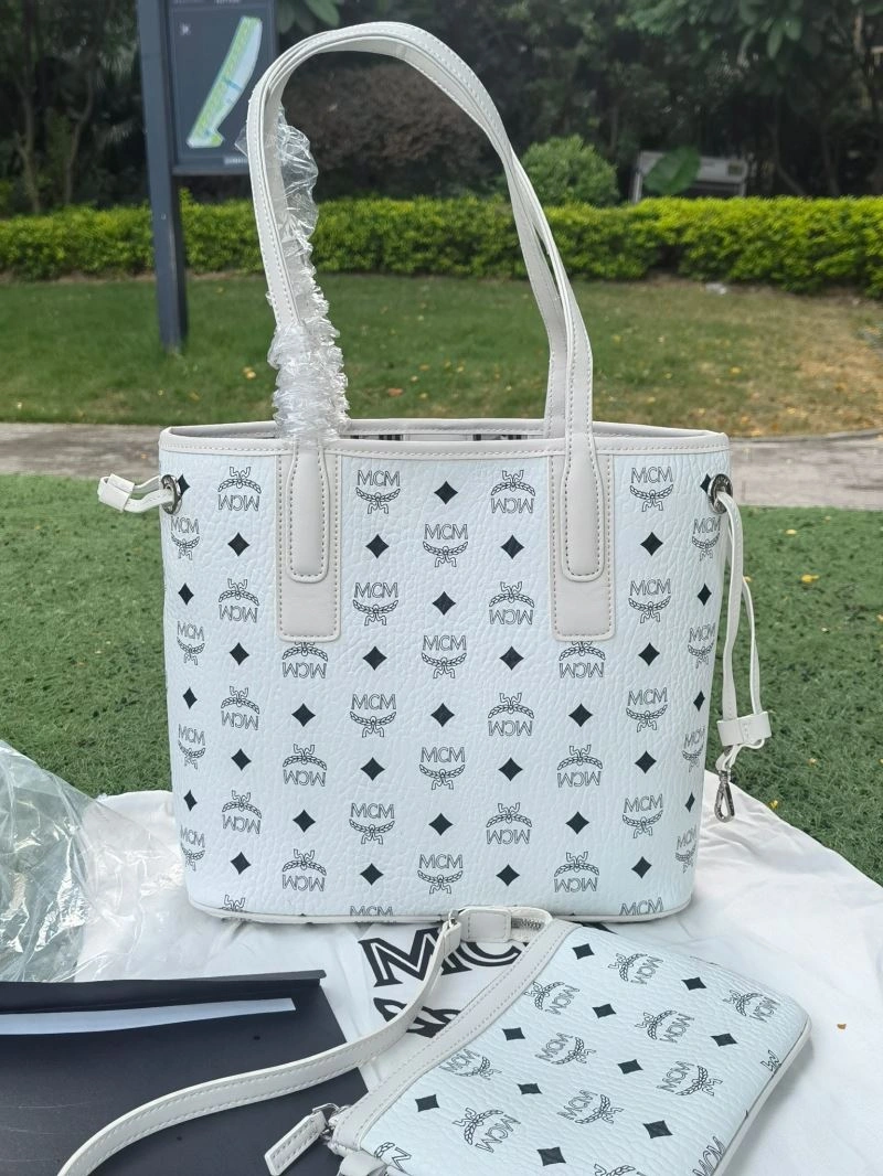 Reliable MCM Shopping Bags 89648