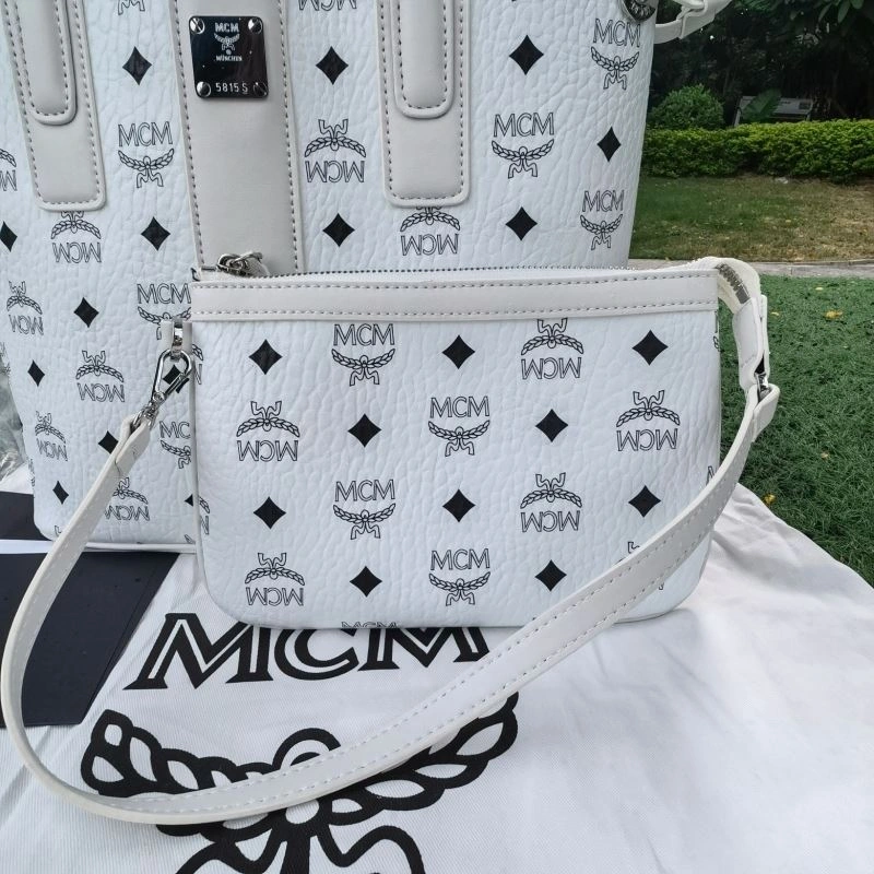 Lightweight MCM Shopping Bags 89643