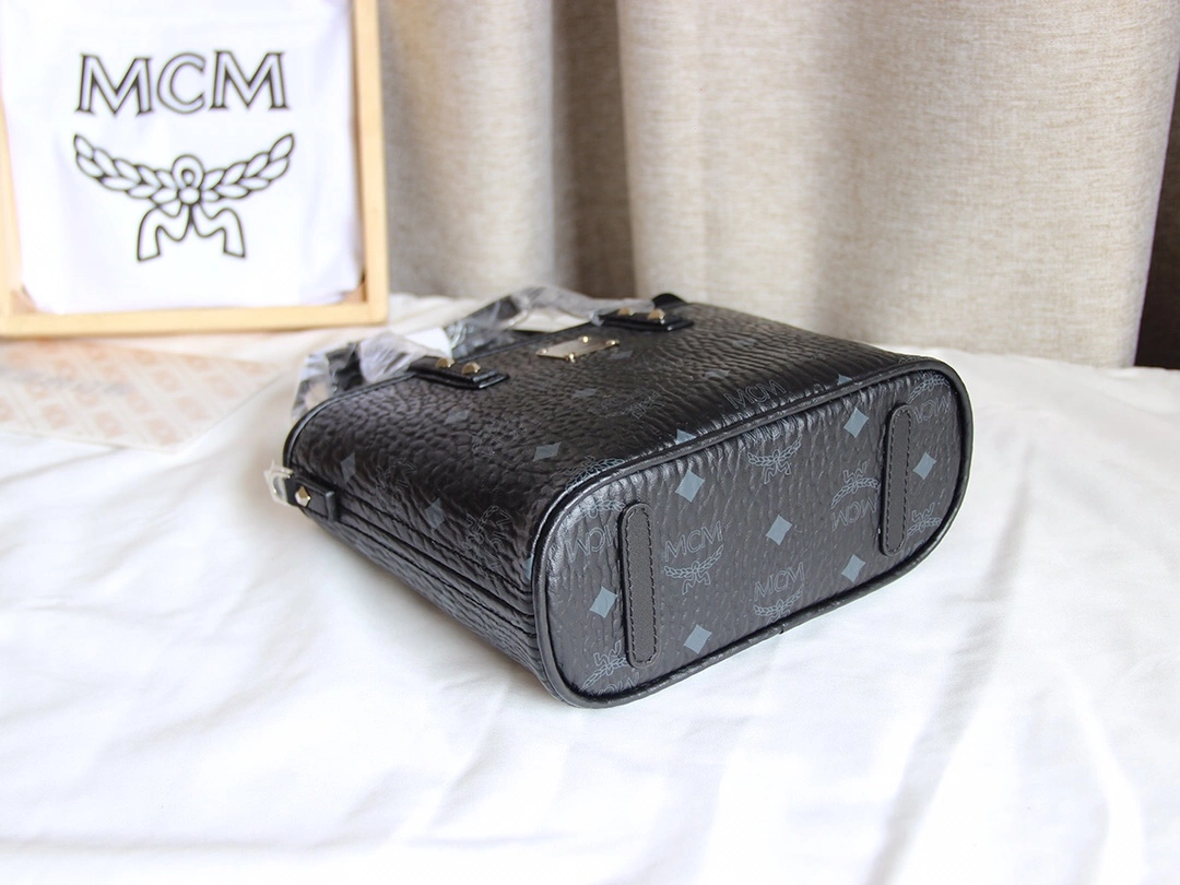 MCM Shopping Bags Sporty 90457