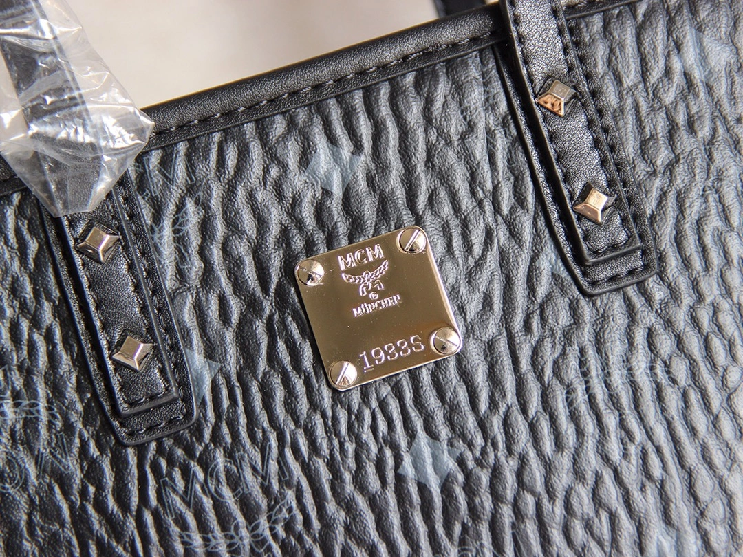 MCM Shopping Bags Sporty 90457