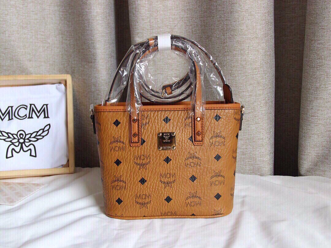 Reliable MCM Shopping Bags 90456