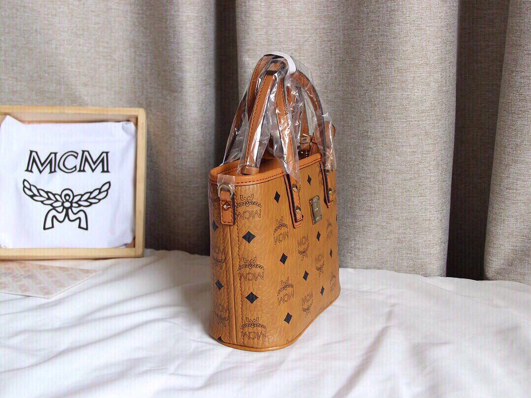 Reliable MCM Shopping Bags 90456