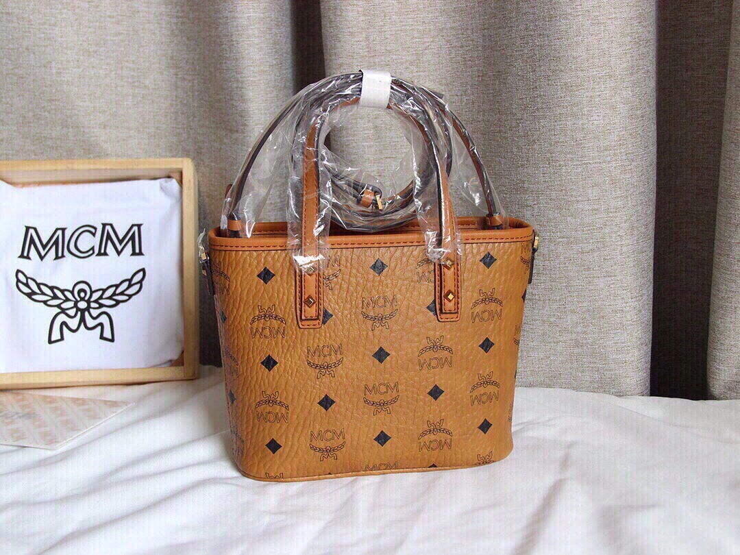 Reliable MCM Shopping Bags 90456