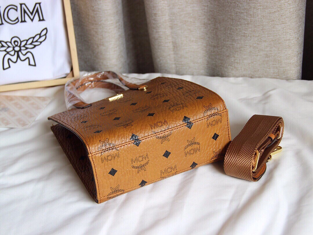 MCM Shopping Bags GoodFit 90454