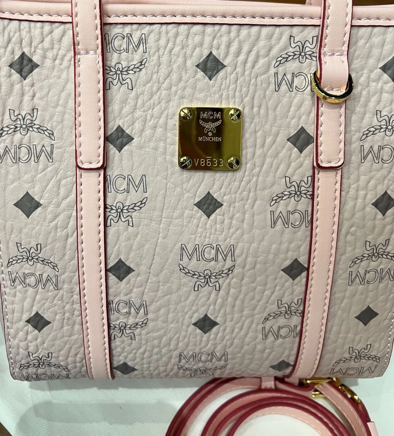 Unique MCM Shopping Bags 90434