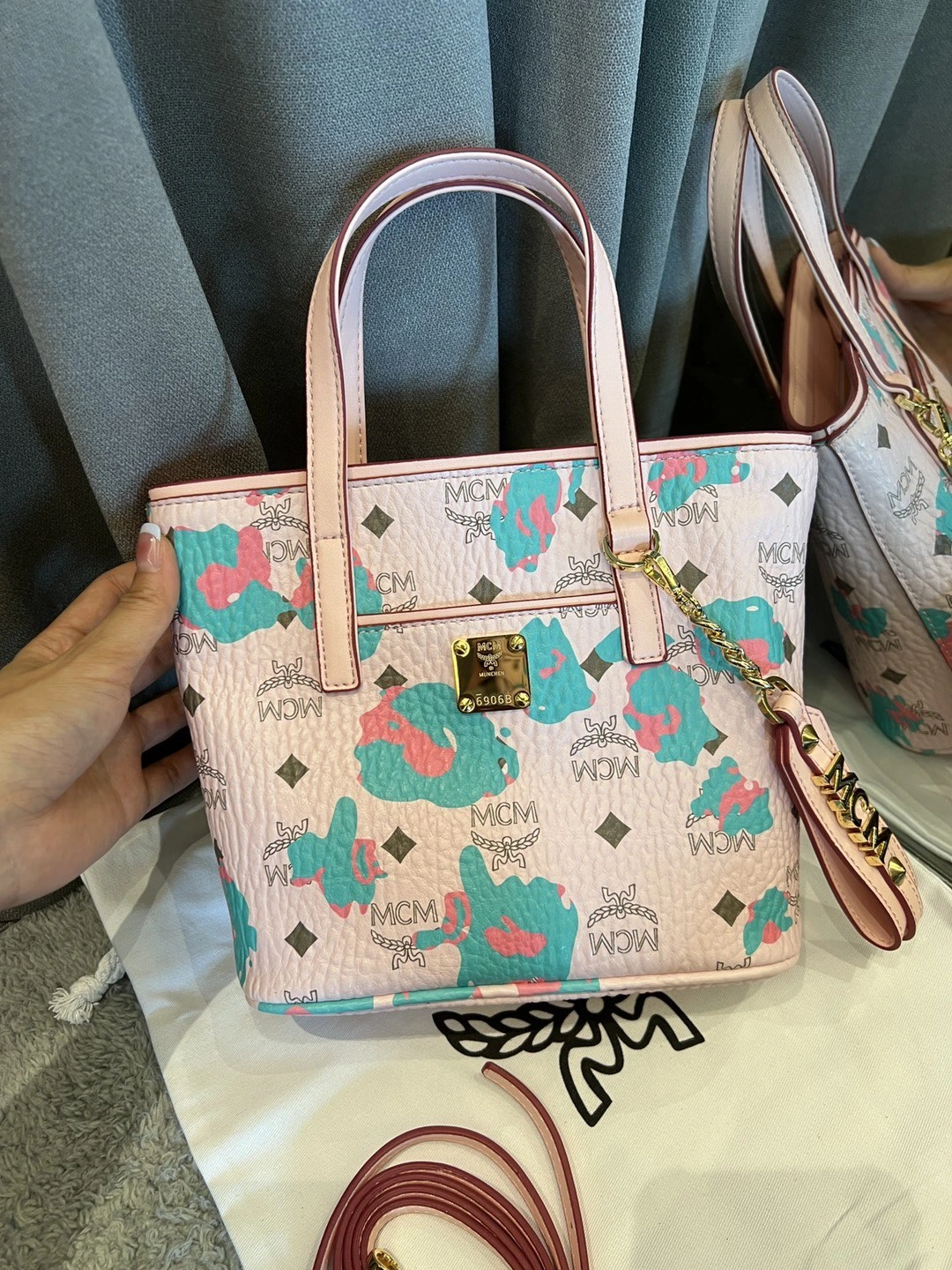 MCM Shopping Bags Neat 90455