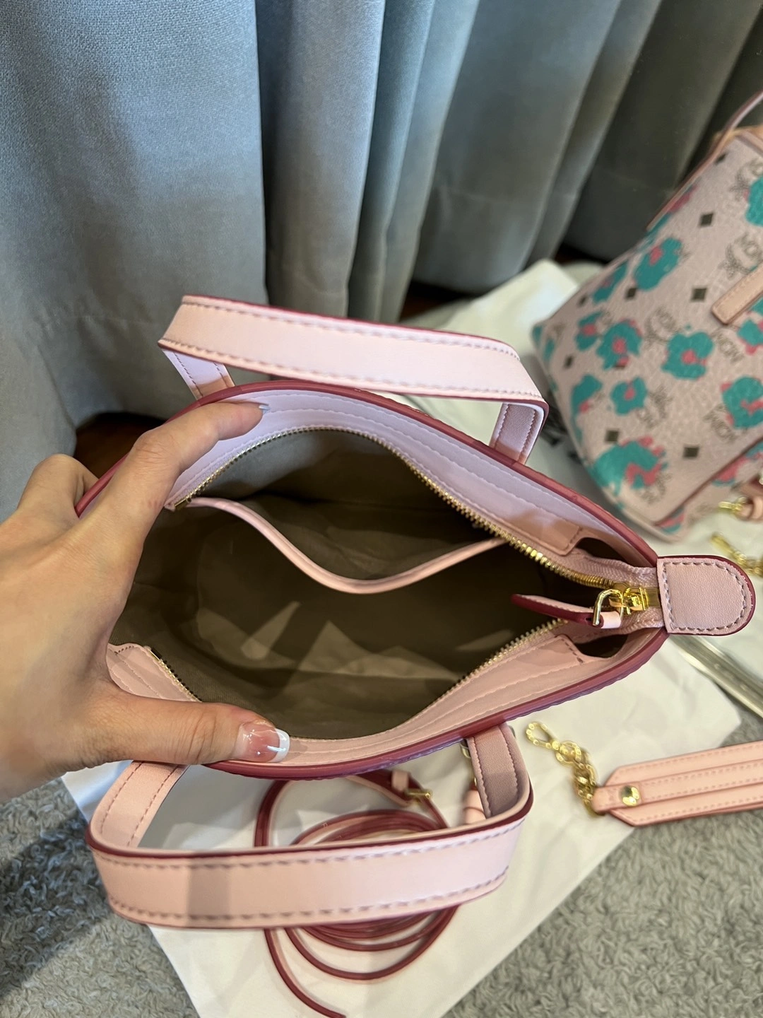 MCM Shopping Bags Neat 90455
