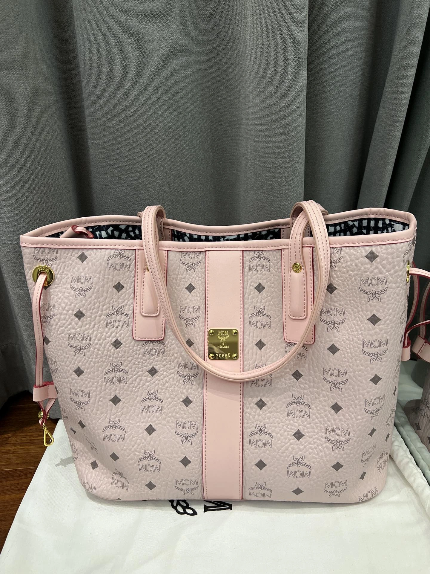 MCM Shopping Bags Packable 90428