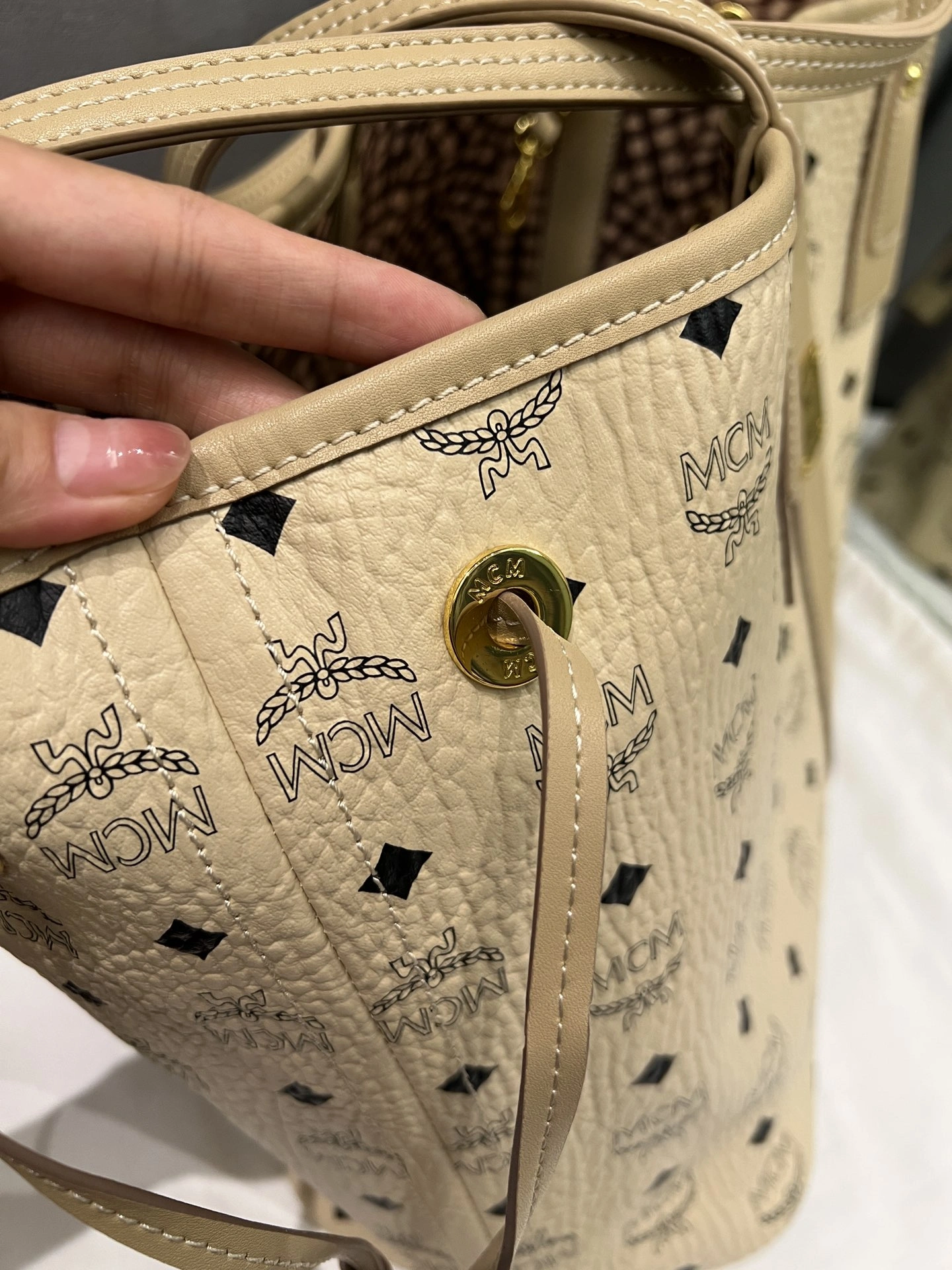 MCM Shopping Bags FashionForward 90436