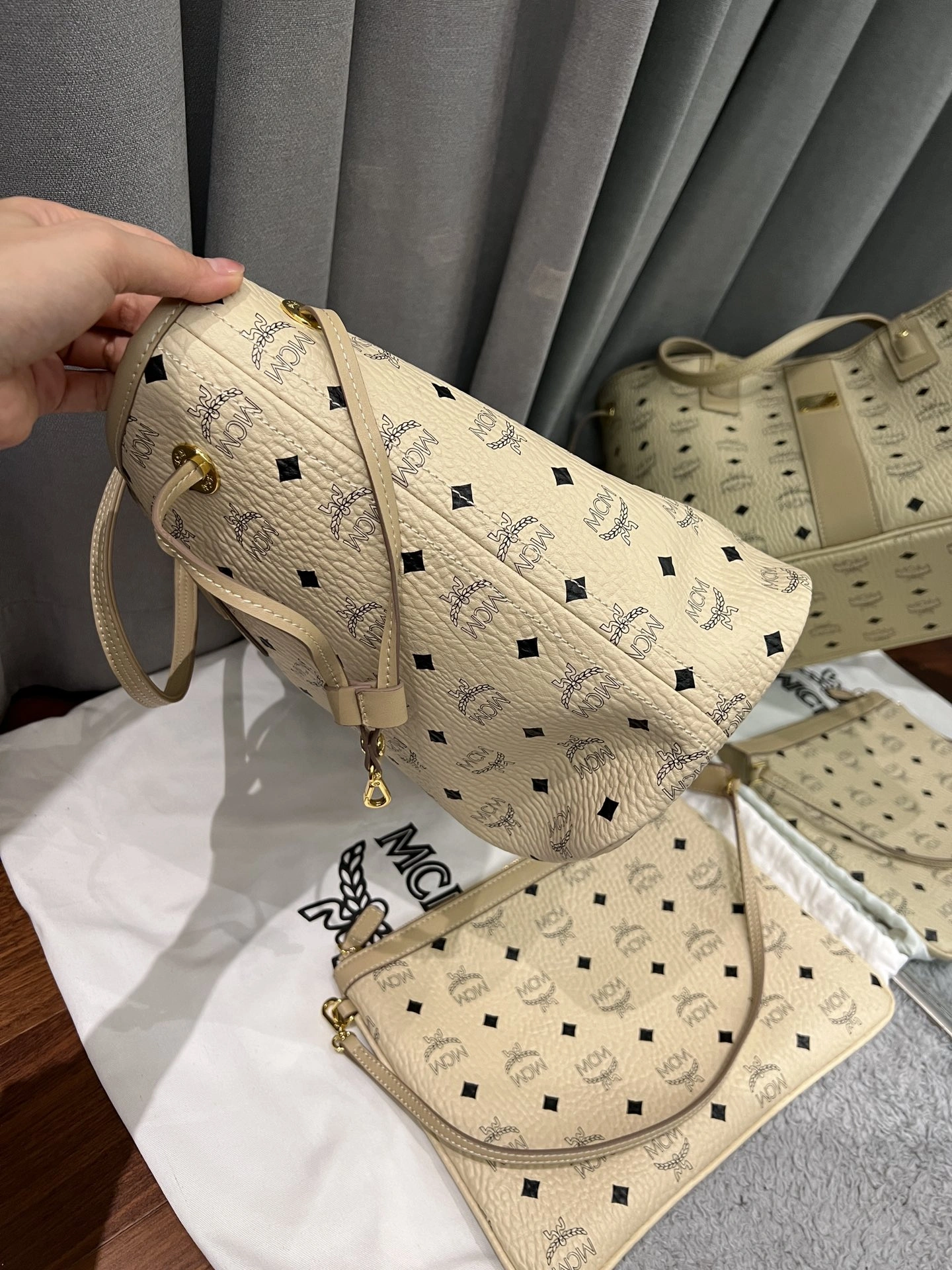 MCM Shopping Bags FashionForward 90436