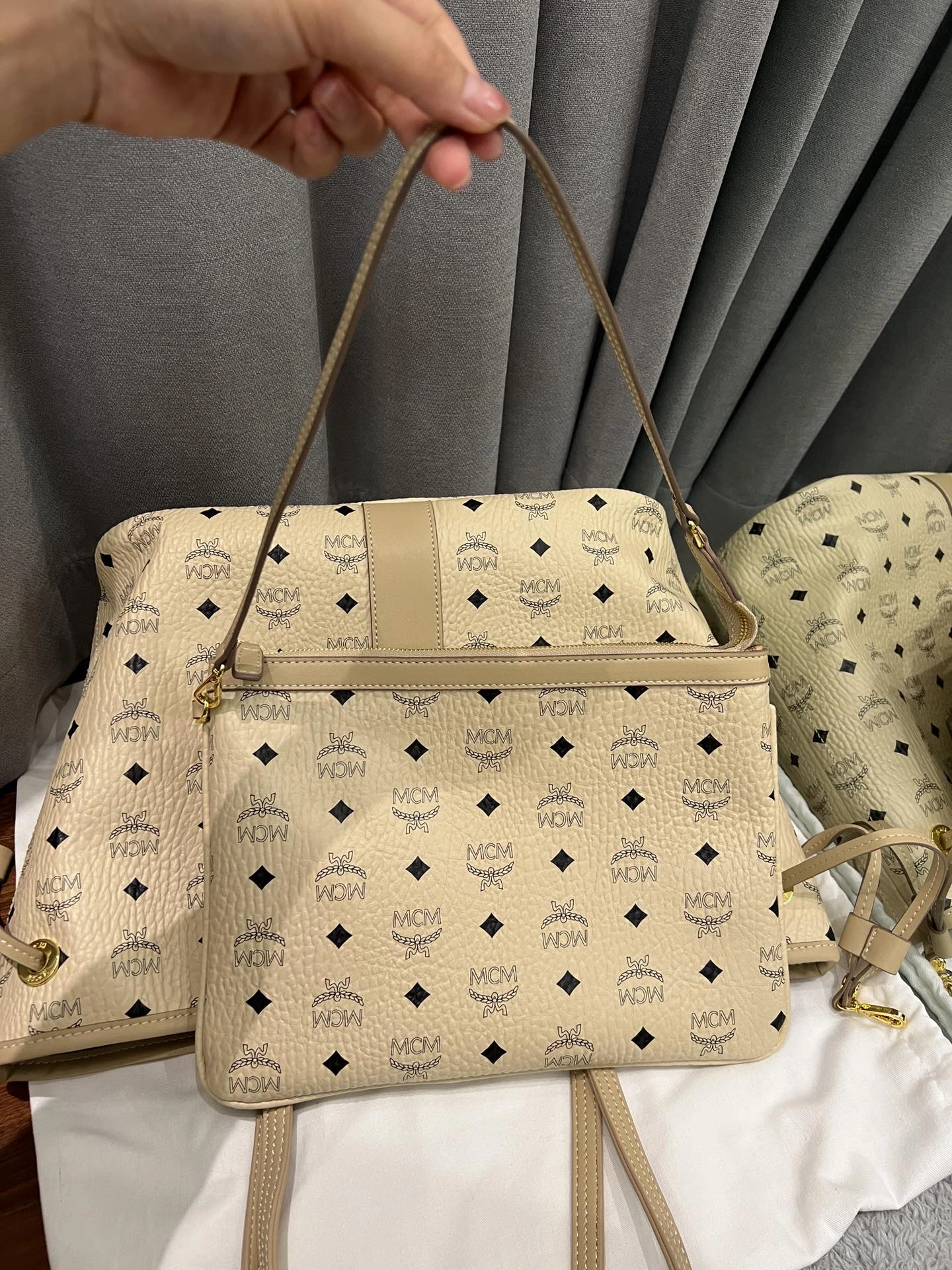 MCM Shopping Bags FashionForward 90436