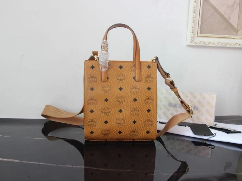 MCM Shopping Bags Unique 90444