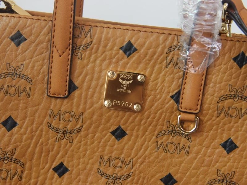 MCM Shopping Bags Unique 90444