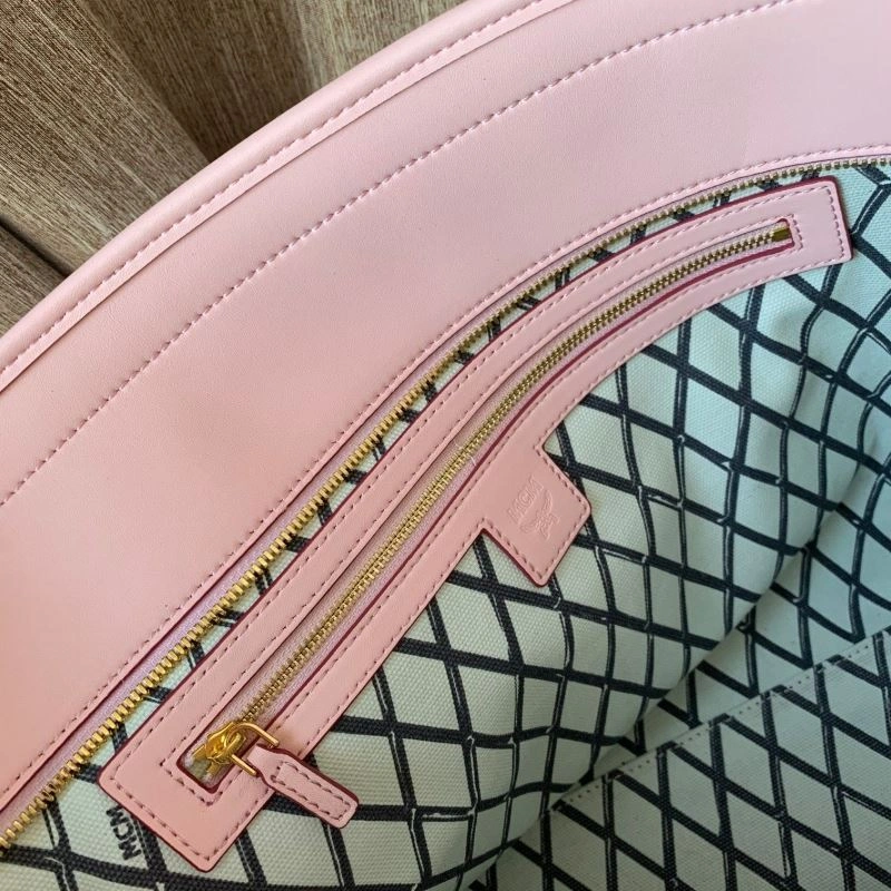 Modern MCM Shopping Bags 90364