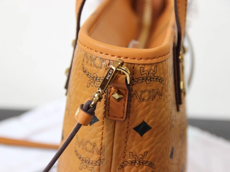 MCM Shopping Bags Trendsetting 90377