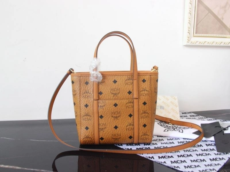 MCM Shopping Bags Snug 90362
