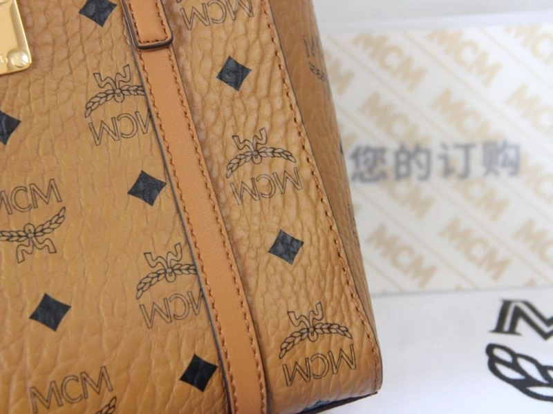 MCM Shopping Bags Snug 90362