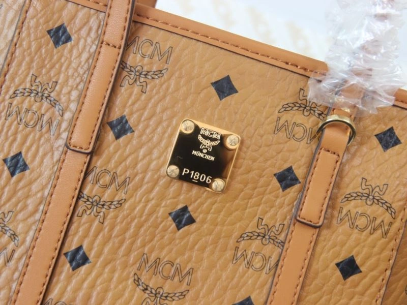 MCM Shopping Bags Snug 90362
