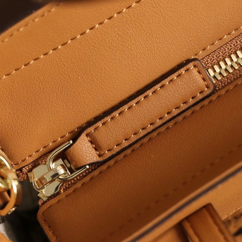 MCM Shopping Bags Functional 89738
