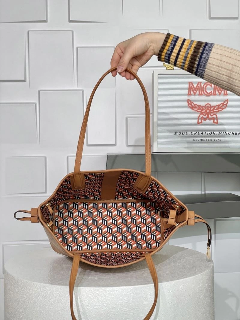 MCM Shopping Bags Functional 89733