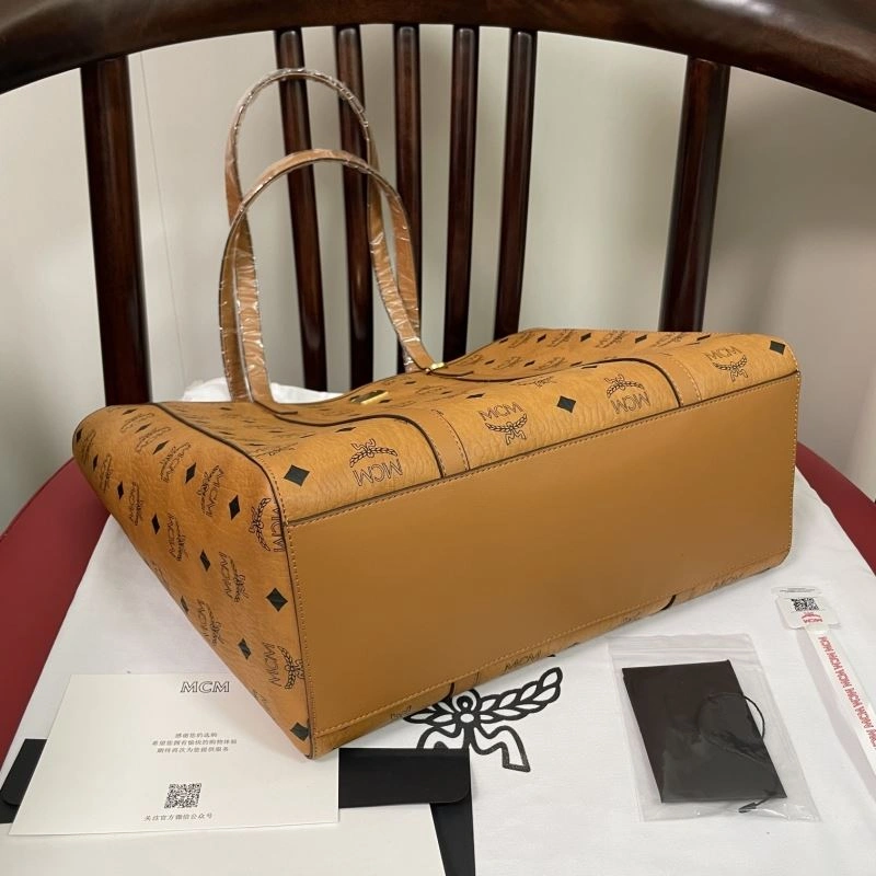 MCM Shopping Bags Comfortable 89611