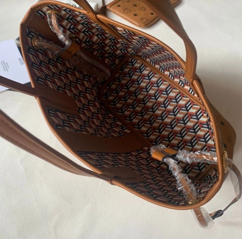 MCM Shopping Bags Comfortable 63858