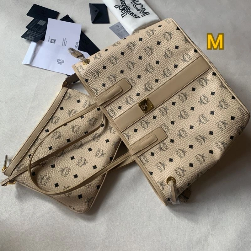 MCM Shopping Bags Supportive 63854