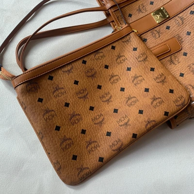 MCM Shopping Bags Snug 63851
