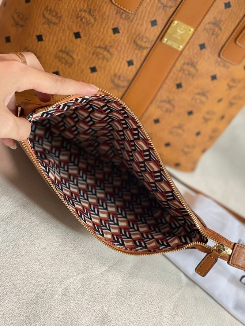 MCM Shopping Bags Snug 63851