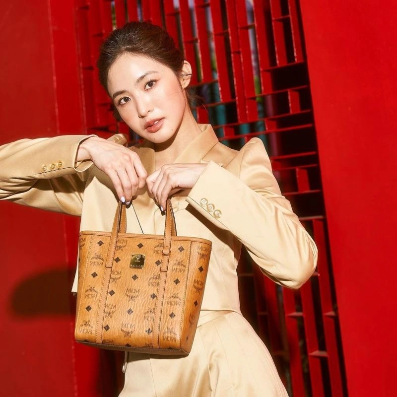 MCM Shopping Bags Refined 63852