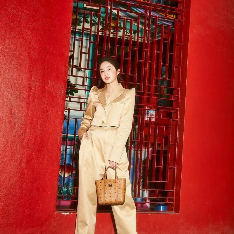 MCM Shopping Bags Refined 63852