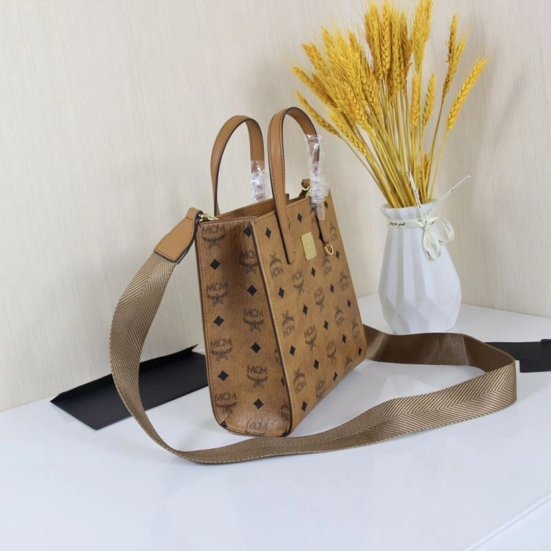 Sporty MCM Shopping Bags 63850