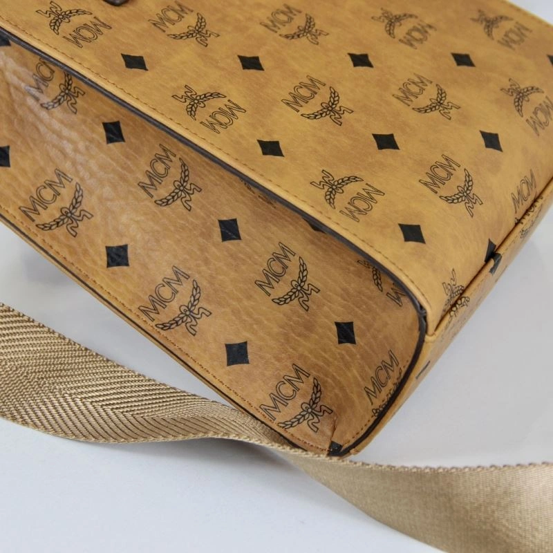 Sporty MCM Shopping Bags 63850