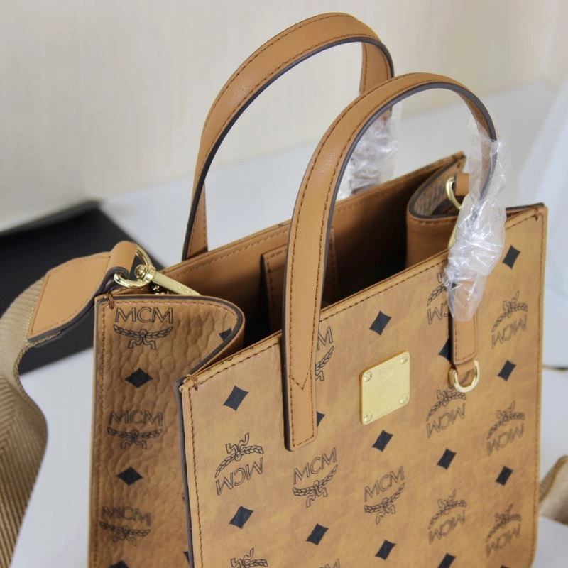 Sporty MCM Shopping Bags 63850