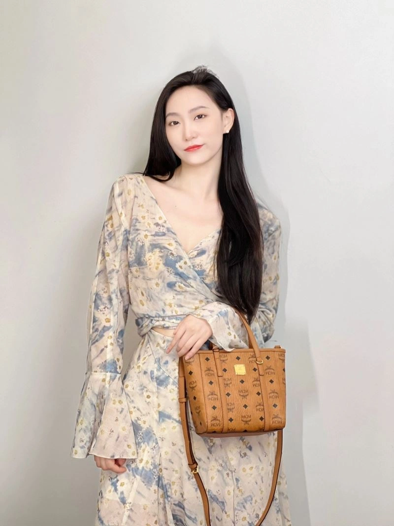MCM Shopping Bags Minimalist 63839
