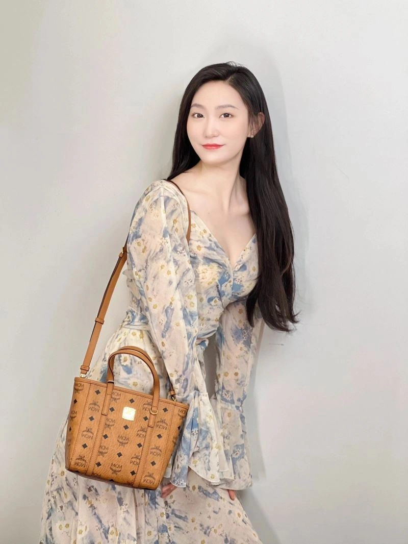 MCM Shopping Bags Minimalist 63839