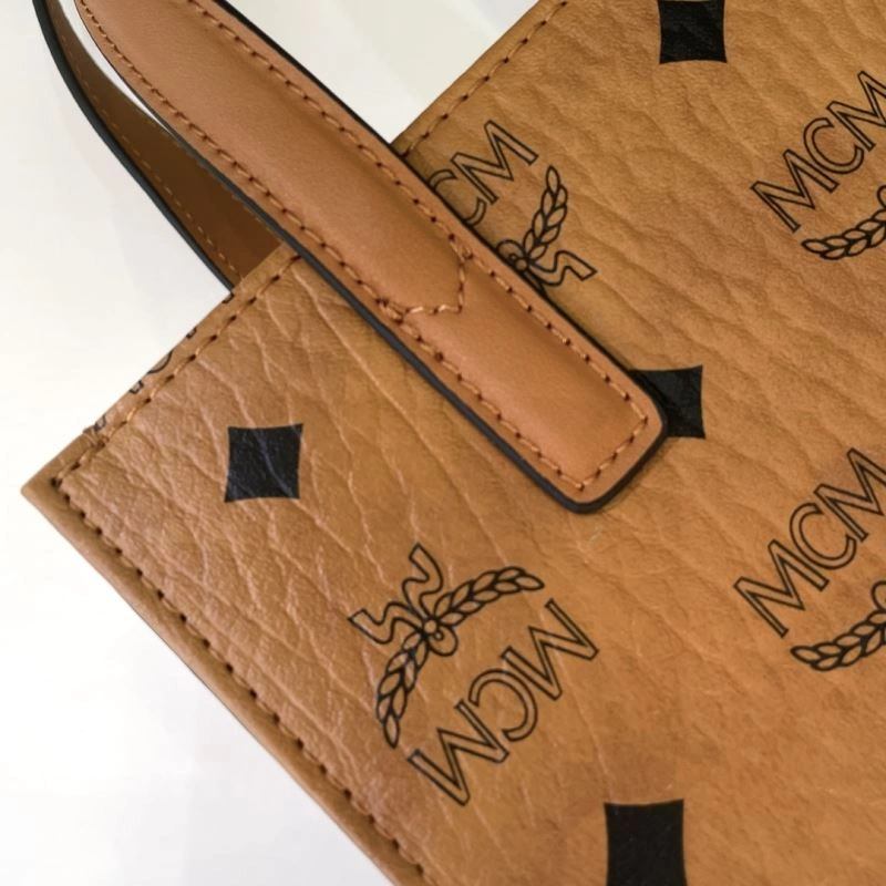 Snug MCM Shopping Bags 63843