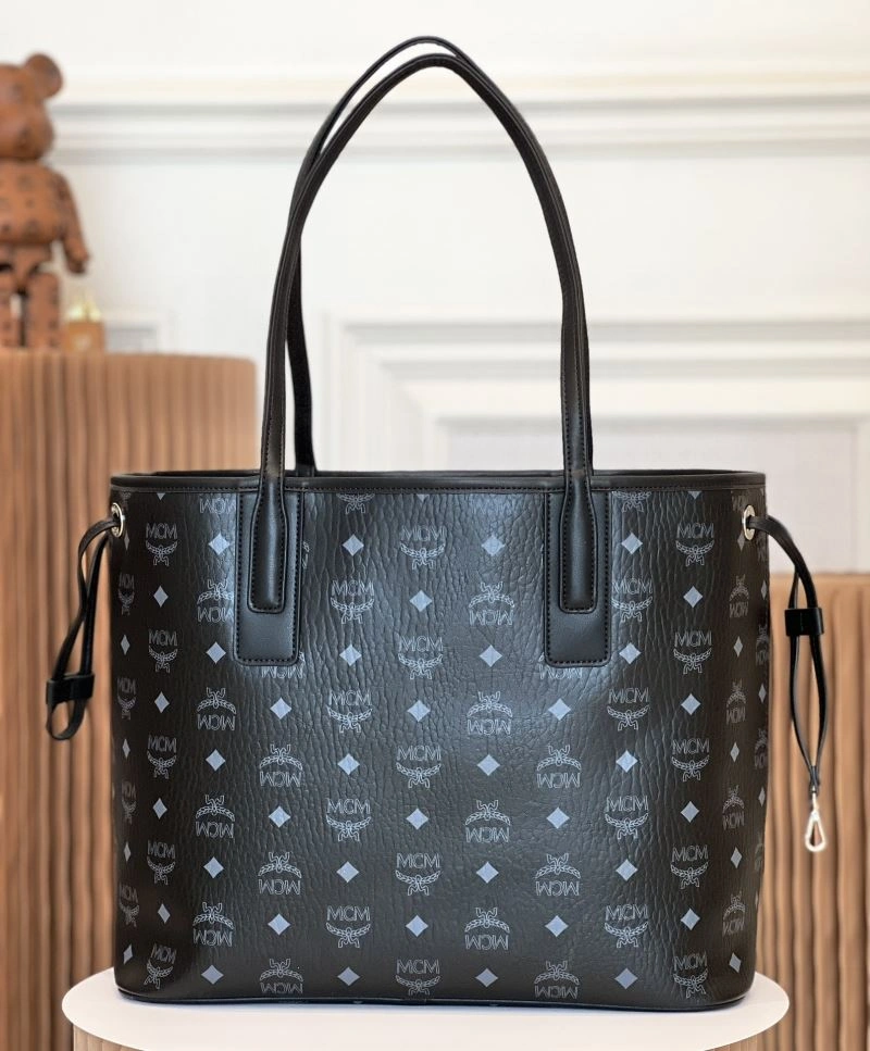 MCM Shopping Bags Cozy 63841